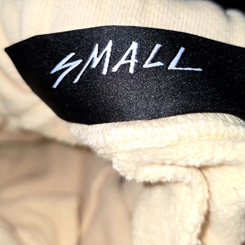 No Tomorrow Scarlett Oversized Jogger Cream Skull‎ Wing Graphic NTWW007-001-06-S - Picture 4 of 5